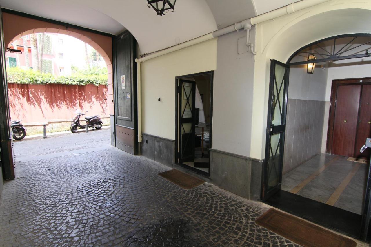 Marea Appartamenti Napels Buitenkant foto